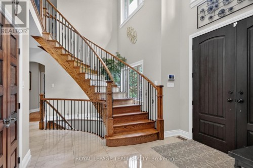 1425 Balmoral Drive, Ottawa, ON 
