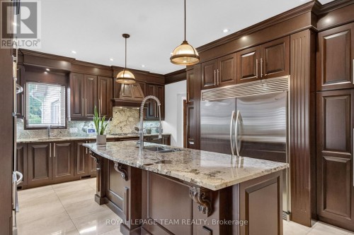 1425 Balmoral Drive, Ottawa, ON 