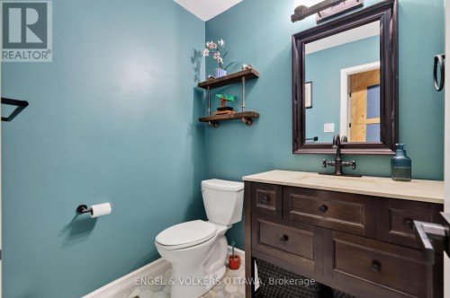 9 Streamwood Lane, Ottawa, ON 