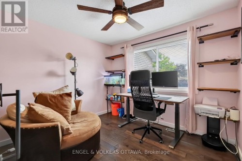 9 Streamwood Lane, Ottawa, ON 
