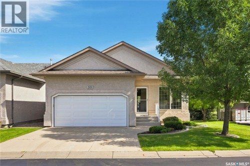 201 802 Heritage CRESCENT  Saskatoon, SK S7H 5T3