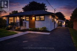88 WOODHAVEN DRIVE  Kitchener, ON N2C 1V1