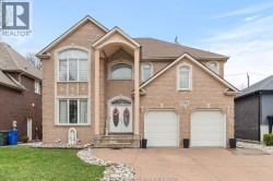 3783 INGLEWOOD Windsor, ON N9E 4P4