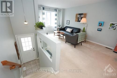 12 Manhattan Crescent, Ottawa, ON 