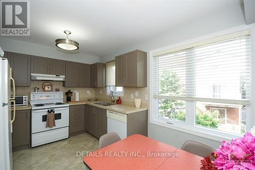 12 Manhattan Crescent, Ottawa, ON 