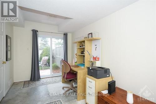 12 Manhattan Crescent, Ottawa, ON 