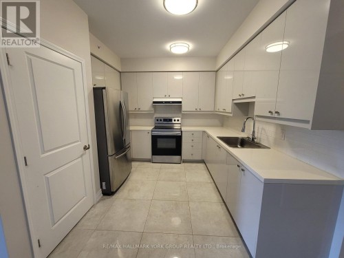 308 - 32 WELLINGTON STREET E , Aurora, Ontario L4G 1H5 3