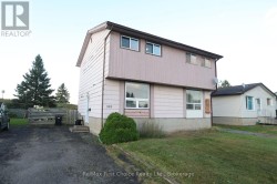 569 MCGILL CRESCENT Thunder Bay (Northwood Park), ON P7C 5A9