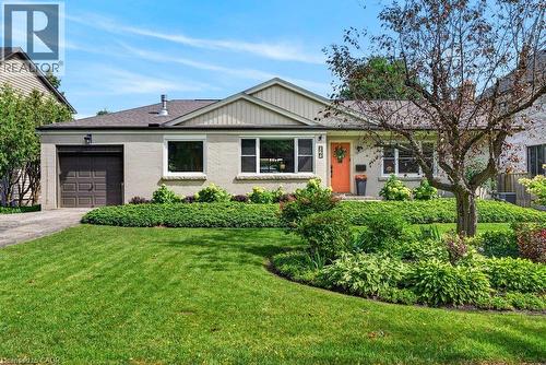 825 King Road, Burlington, ON 