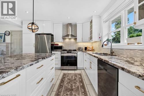 825 King Road, Burlington, ON 