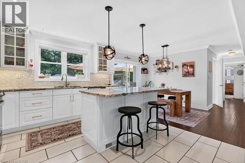 825 King Road, Burlington, ON 