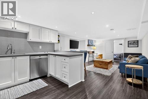 825 King Road, Burlington, ON 