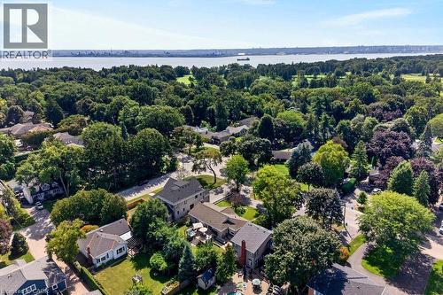 825 King Road, Burlington, ON 