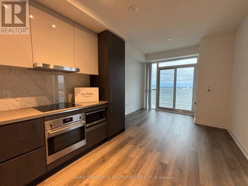 4506 - 195 COMMERCE STREET , Vaughan, Ontario L4K 0P9 2