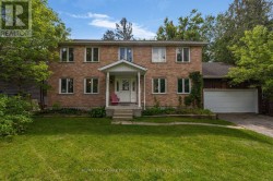 9 LITTLE LAKE DRIVE  Barrie, ON L4M 7B9