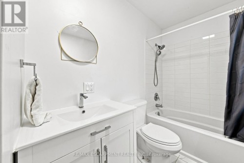 2177 Lakeshore Road, Burlington, ON 