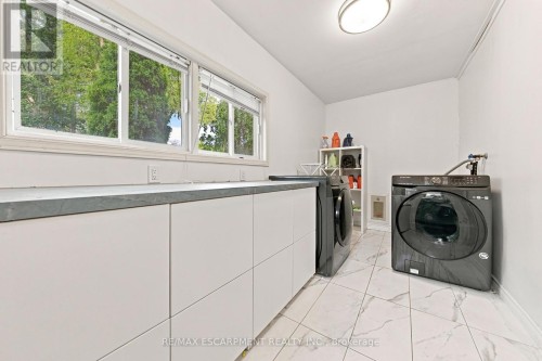2177 Lakeshore Road, Burlington, ON 