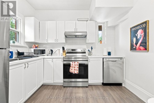 2177 Lakeshore Road, Burlington, ON 