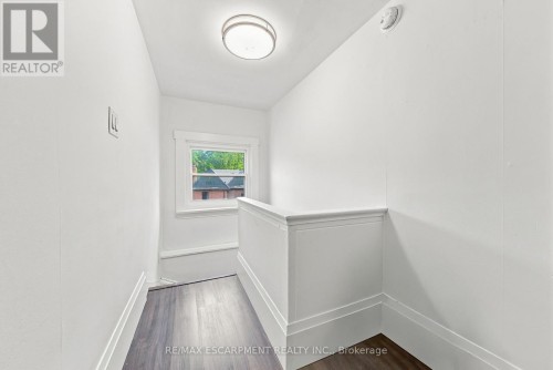 2177 Lakeshore Road, Burlington, ON 