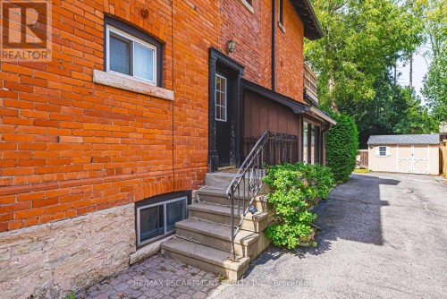 2177 Lakeshore Road, Burlington, ON 