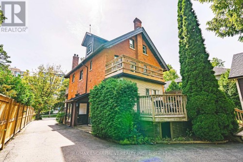 2177 Lakeshore Road, Burlington, ON 