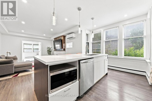 2177 Lakeshore Road, Burlington, ON 