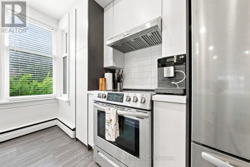 2177 Lakeshore Road, Burlington, ON 