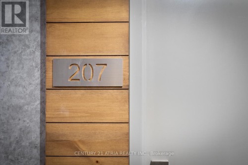 207 - 5 ST JOSEPH STREET , Toronto, Ontario M4Y 1J6 5