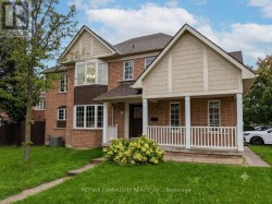 104 MCSWEENEY CRESCENT  Ajax, ON L1T 4G3