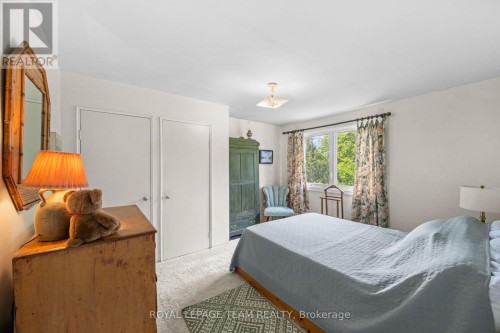 2009 Alta Vista Drive, Ottawa, ON 