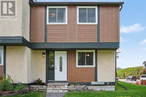 1394 RIDGEBROOK DRIVE  Ottawa, ON K1B 4T2