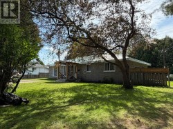 5 RALPH PLACE North Bay (Ferris), ON P1A 1L3