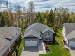 155 LILY DRIVE Wasaga Beach, ON L9Z 2Z5