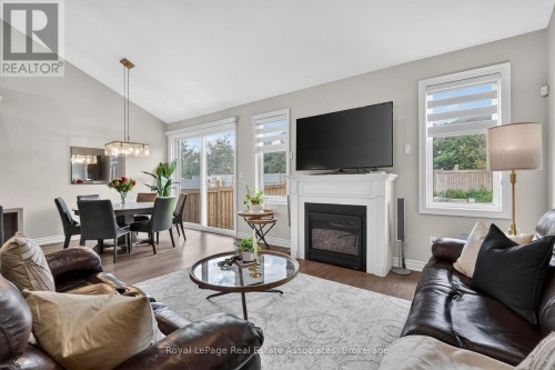 48 Harpin Way E, Centre Wellington, ON 