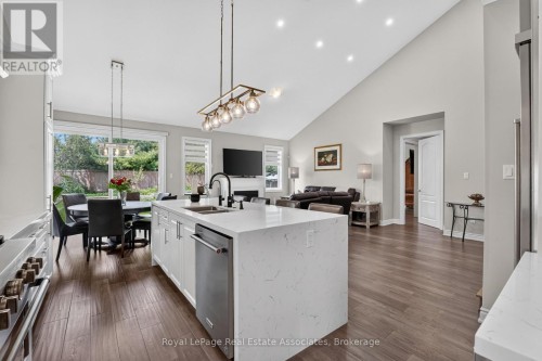 48 Harpin Way E, Centre Wellington, ON 