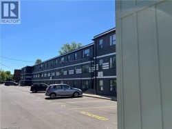 80 SOUTH FORSTER PARK Drive Unit# 6 Oakville, ON L6K 1Y9