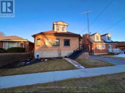 137 ROSEHILL BOULEVARD Oshawa, ON L1J 5G8
