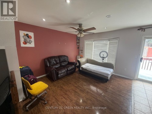 MAIN & 2ND LEVEL - 68 SEASIDE CIRCLE , Brampton, Ontario L6R 2G8 3