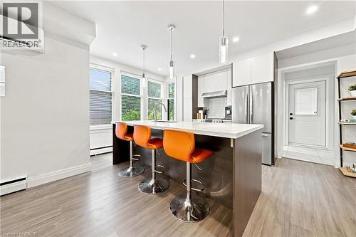 2177 Lakeshore Road, Burlington, ON 