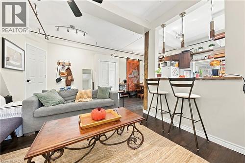 2177 Lakeshore Road, Burlington, ON 