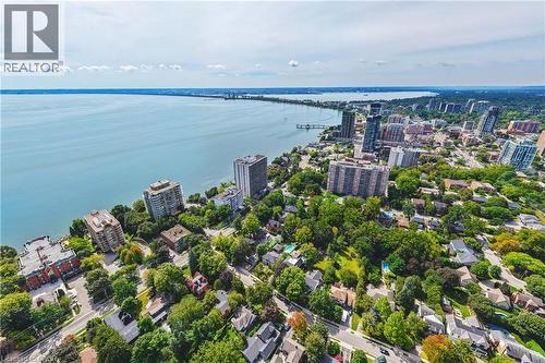 2177 Lakeshore Road, Burlington, ON 
