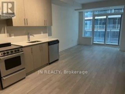 610 - 212 KING WILLIAM STREET , Hamilton, Ontario L8N 3N9 5