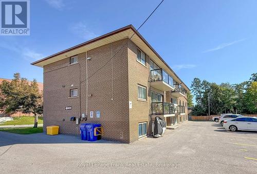 300 Athol Street, Whitby (Downtown Whitby), ON 