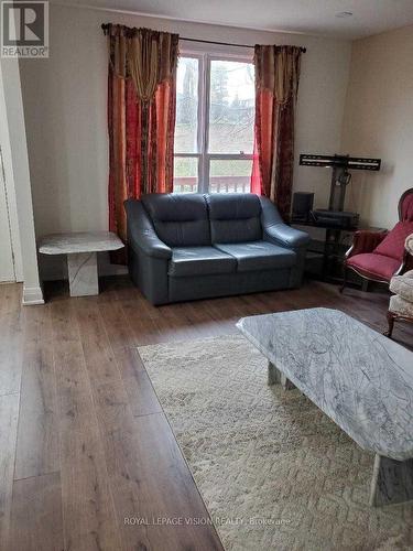 MAIN (A) - 43 LAVINIA STREET , Fort Erie, Ontario L2A 5W2 5