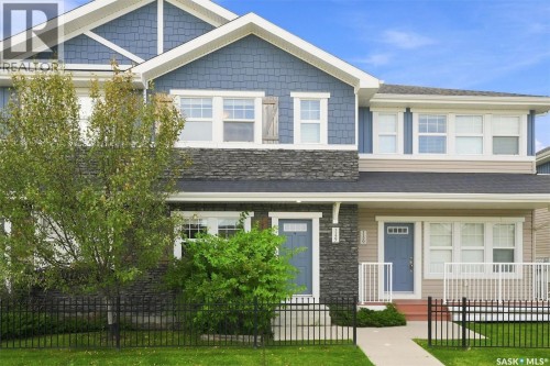 1127 Kolynchuk LINK  Saskatoon, SK S7T 0X5