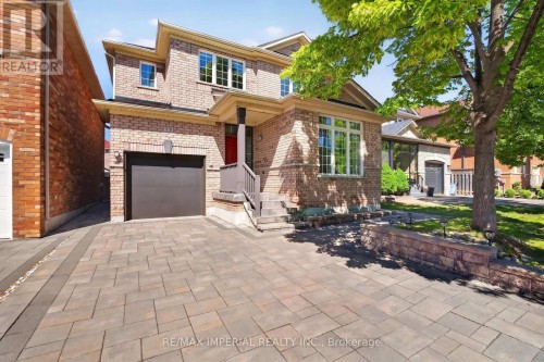 18 DAVIDOFF STREET  Markham, ON L6E 1P6