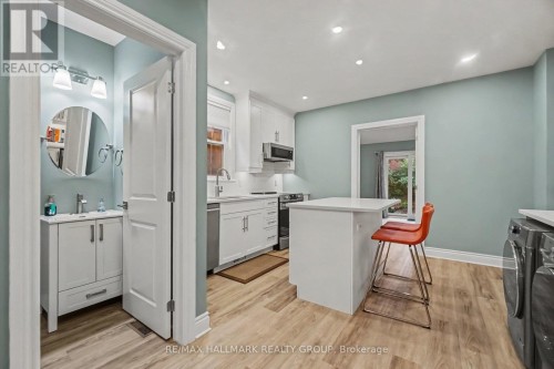 58 Concord Street N, Ottawa, ON 