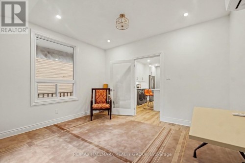 58 Concord Street N, Ottawa, ON 