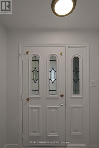 UPPER - 1595 BORDEN STREET , London East, Ontario N5W 2P9 4