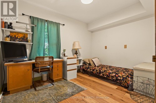 22 Spring Street, Hamilton, ON 